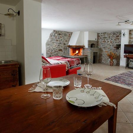 Il Como' Della Civetta - Taverna “La Fenice” Stazzona Екстериор снимка